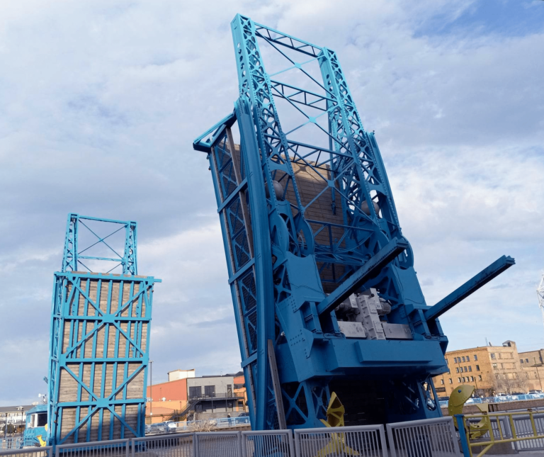 Press release: Minnesota Slip Pedestrian Bridge closed to pedestrian traffic through Friday morning