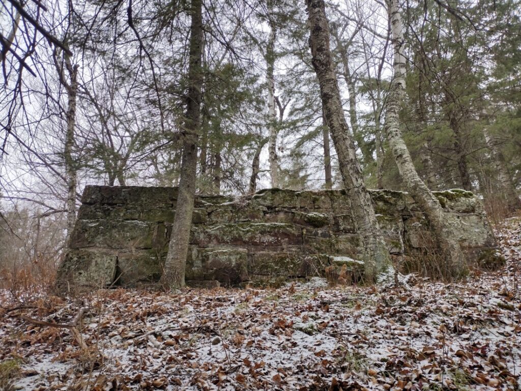 2023-11-26, Trestle footing