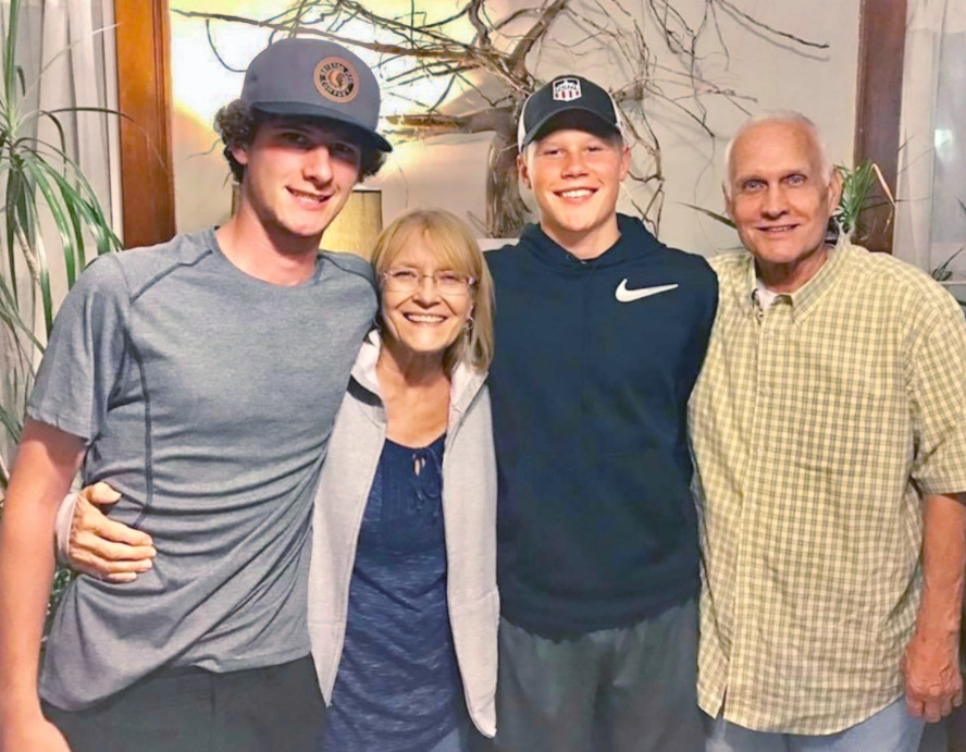 Maxton, Mimi, Spencer, and Papa