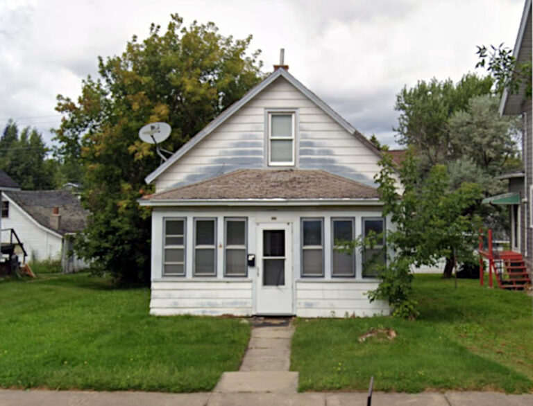 304 2nd St. NW, Chisholm MN. Source: Google Streetview
