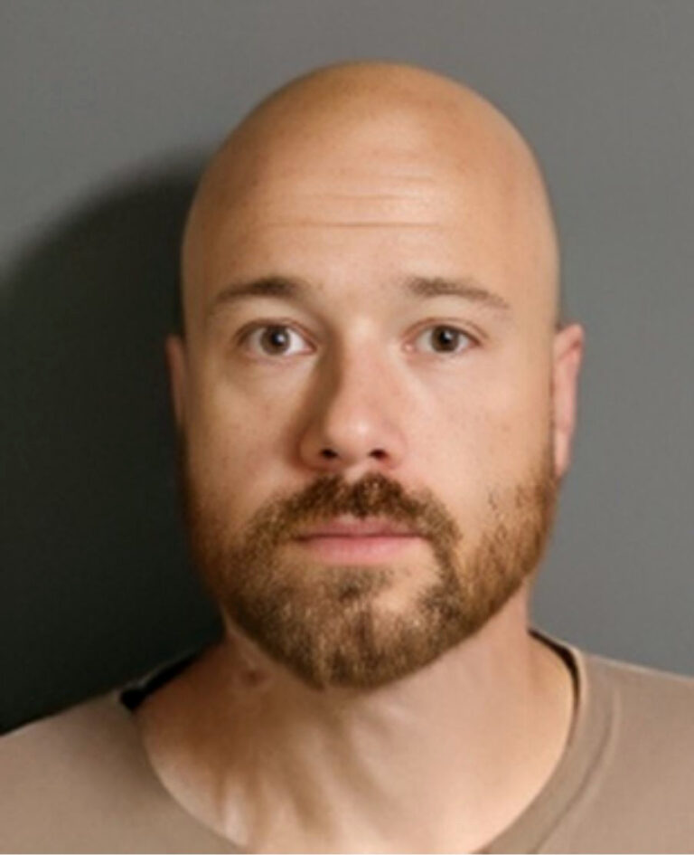 Duluth man charged with three felonies for allegedly torching Beaver Bay home